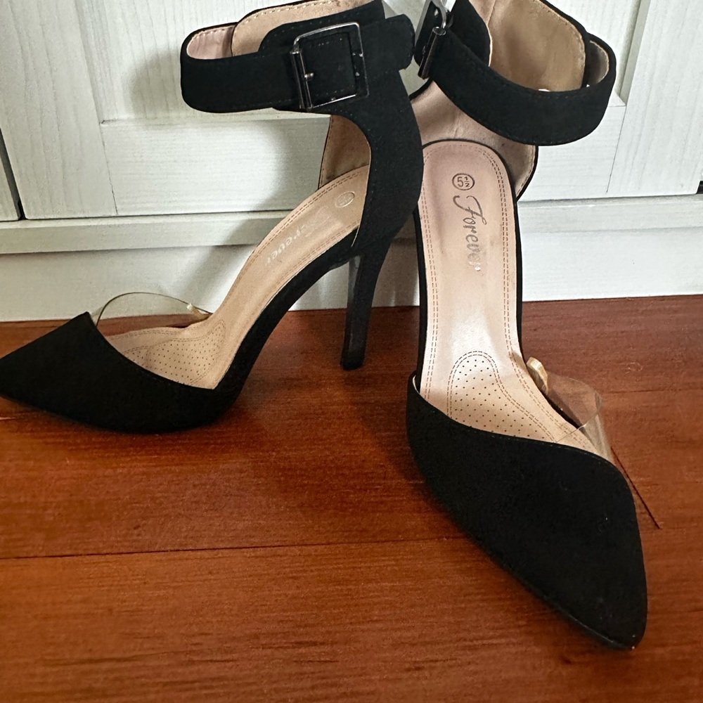Black Pointed Toe Heels